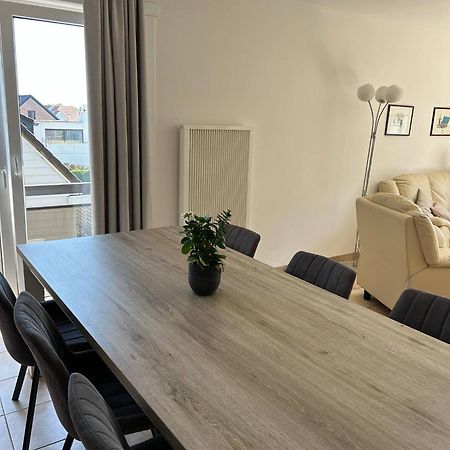 Ruim Zonnig Appartement Op 50M Van Strand Ostend Exterior foto